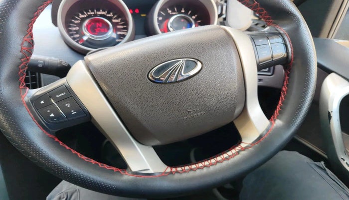 2015 Mahindra XUV500 W6, Diesel, Manual, 70,703 km, interior