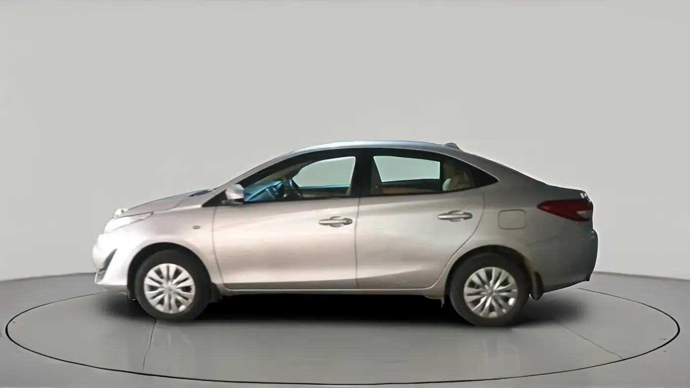2018 Toyota YARIS J CVT, Petrol, Automatic, 82,000 km, exterior