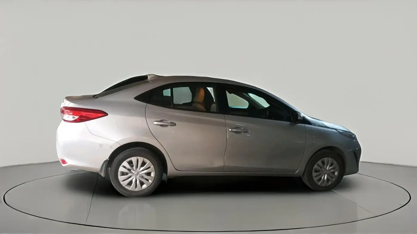2018 Toyota YARIS J CVT, Petrol, Automatic, 82,000 km, exterior