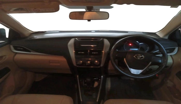 2018 Toyota YARIS J CVT, Petrol, Automatic, 82,000 km, interior