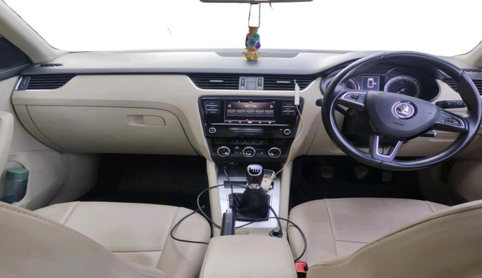 2019 Skoda Octavia AMBITION 1.4 TSI, Petrol, Manual, 89,979 km, interior