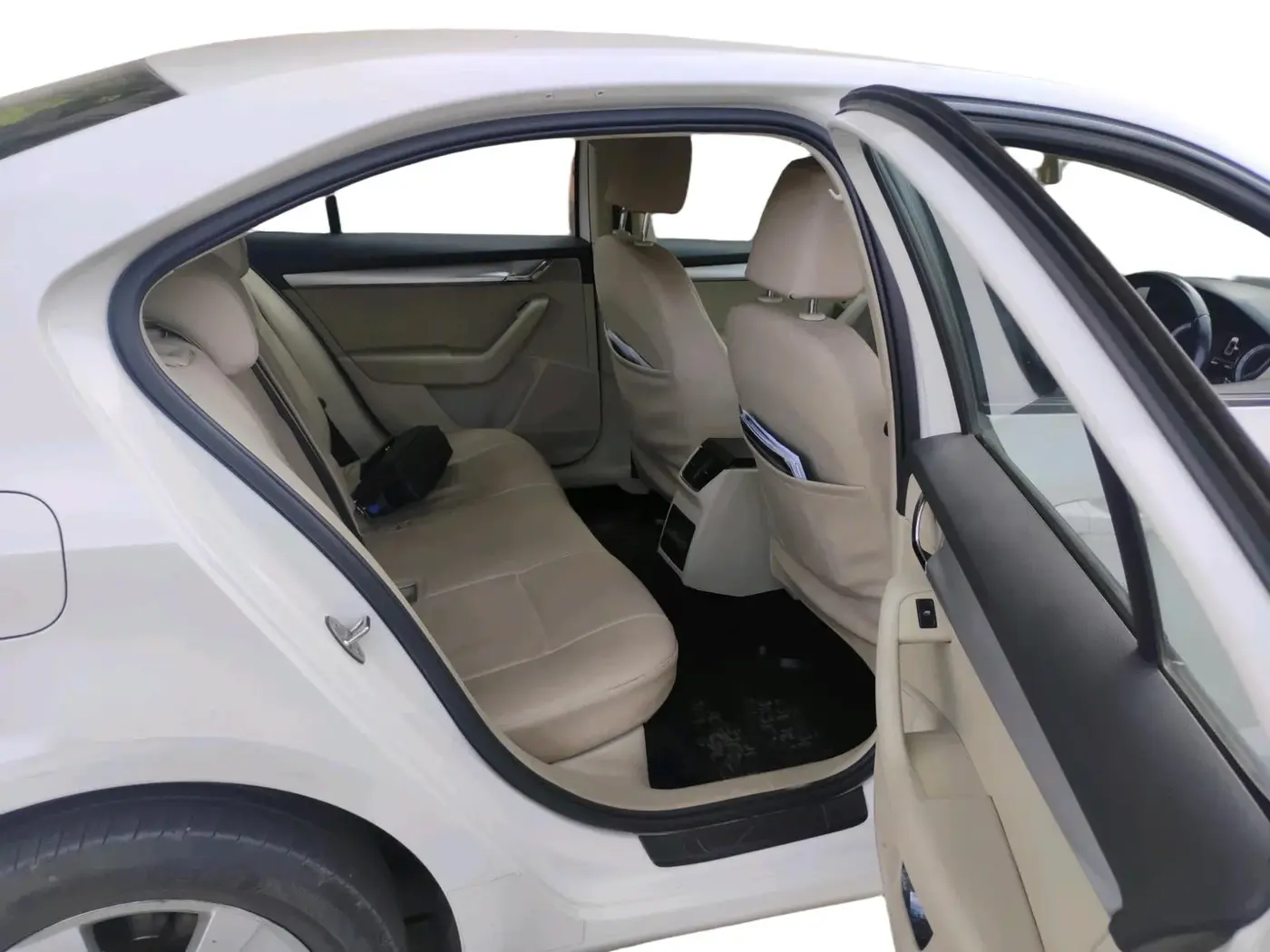 2019 Skoda Octavia AMBITION 1.4 TSI, Petrol, Manual, 89,979 km, interior