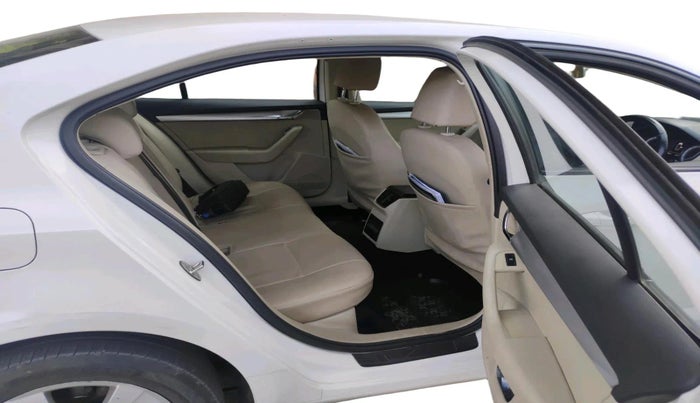 2019 Skoda Octavia AMBITION 1.4 TSI, Petrol, Manual, 89,979 km, interior