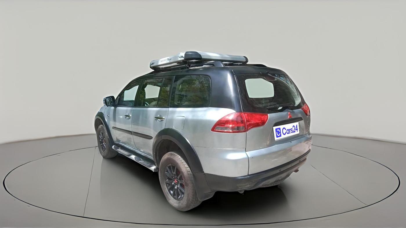 2015 Mitsubishi Pajero Sport 2.5 AT 4X2, Diesel, Automatic, 66,119 km, exterior