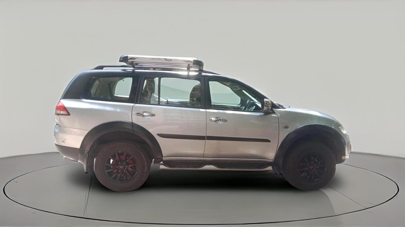 2015 Mitsubishi Pajero Sport 2.5 AT 4X2, Diesel, Automatic, 66,119 km, exterior