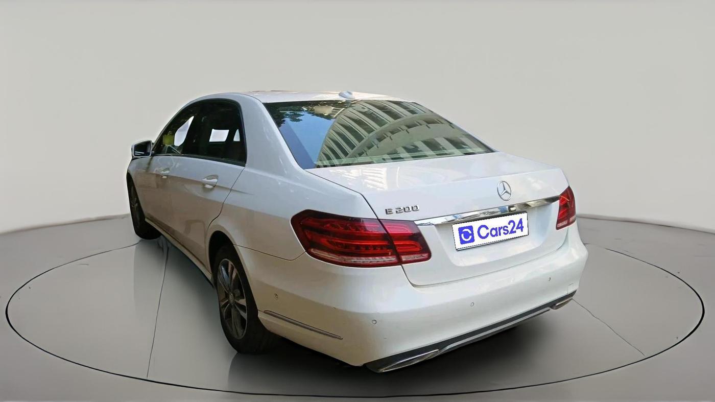 2014 Mercedes Benz E Class E 200 CGI AVANTGARDE, Petrol, Automatic, 40,207 km, exterior
