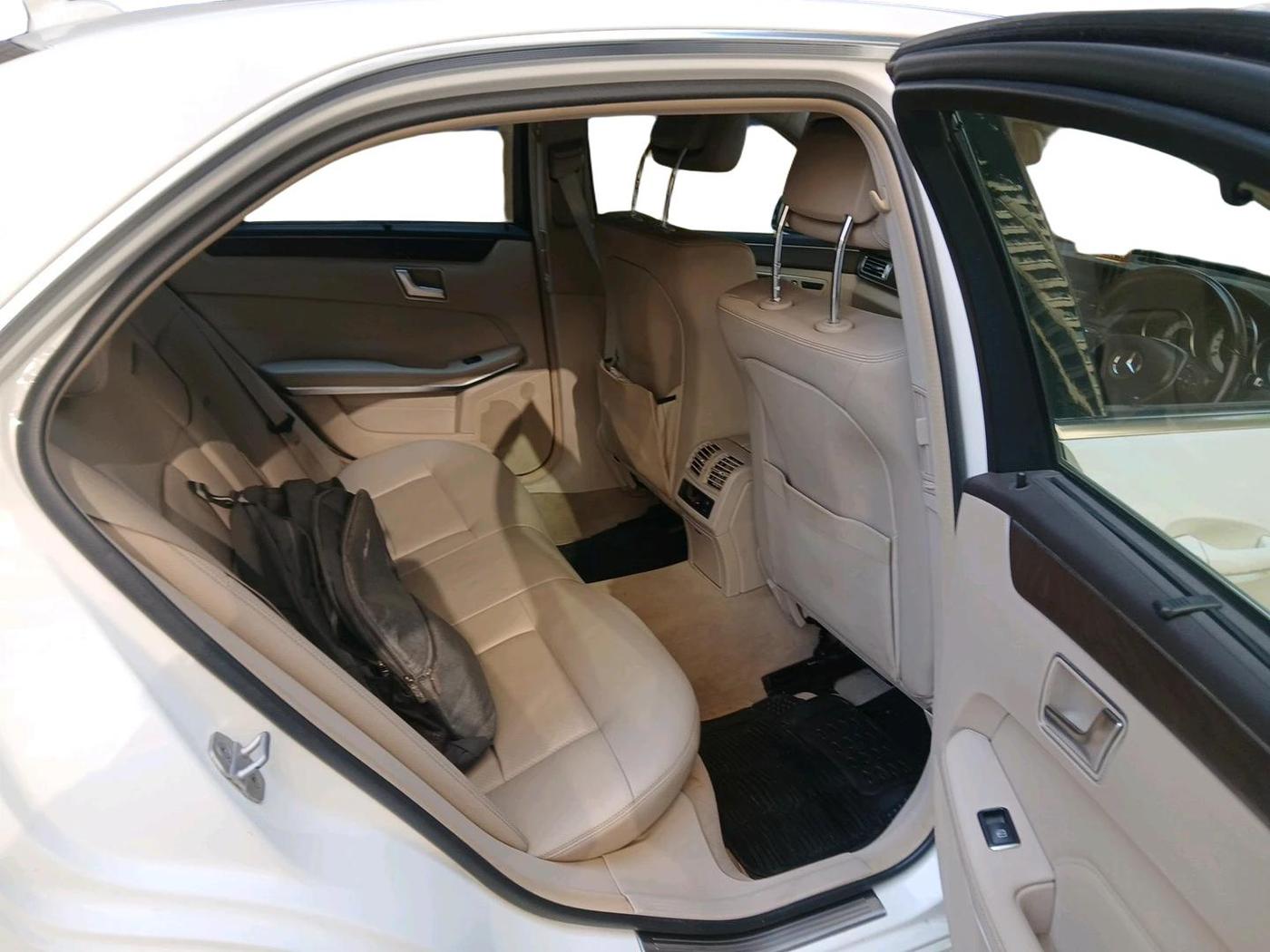 2014 Mercedes Benz E Class E 200 CGI AVANTGARDE, Petrol, Automatic, 40,207 km, interior