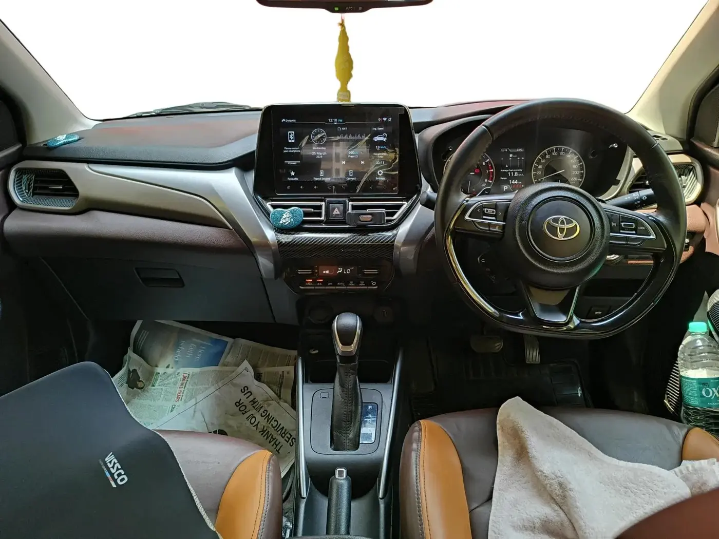 2024 Toyota Urban Cruiser Taisor V 1.0 Petrol AT, Petrol, Automatic, 18,884 km, interior