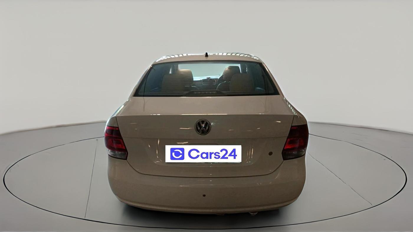 2011 Volkswagen Vento HIGHLINE 1.6 MPI, Petrol, Manual, 1,11,353 km, exterior