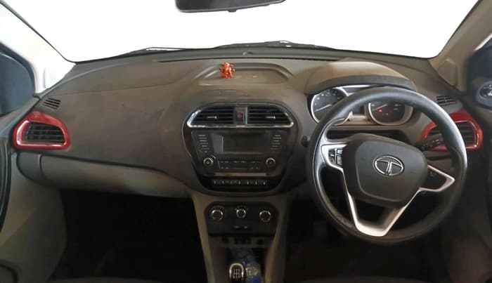 2017 Tata Tiago XZ PETROL, Petrol, Manual, 61,579 km, interior