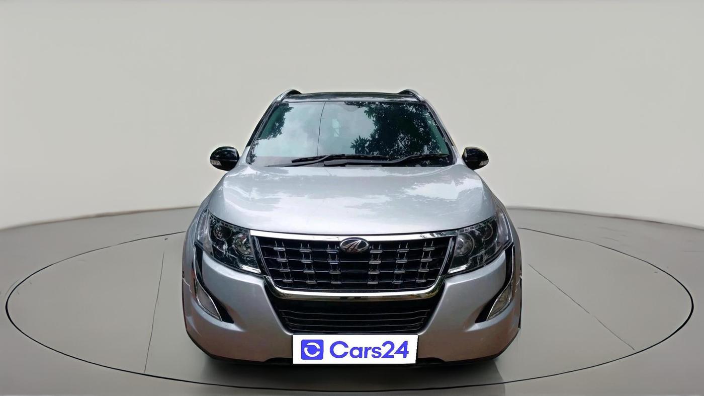 2018 Mahindra XUV500 W11 AT, Diesel, Automatic, 86,239 km, exterior