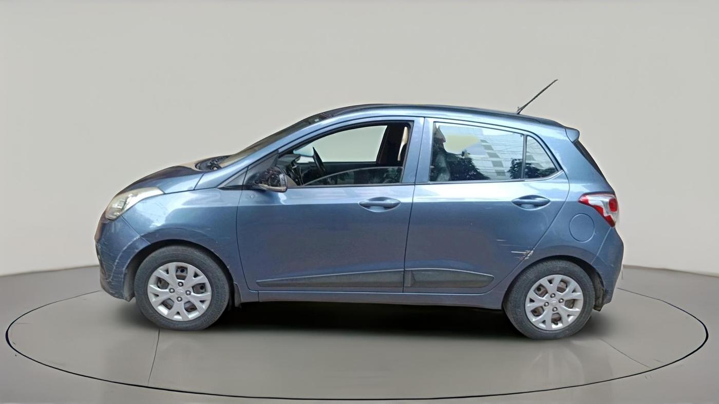 2015 Hyundai Grand i10 SPORTZ 1.2 KAPPA VTVT, CNG, Manual, 1,04,336 km, exterior