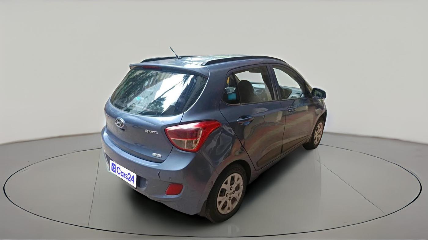 2015 Hyundai Grand i10 SPORTZ 1.2 KAPPA VTVT, CNG, Manual, 1,04,336 km, exterior