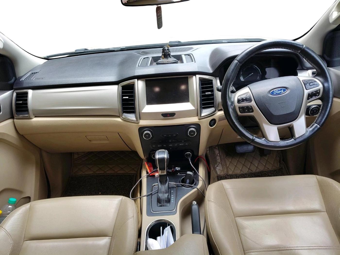 2020 Ford Endeavour TITANIUM 2.0 4X2 AT, Diesel, Automatic, 95,236 km, interior