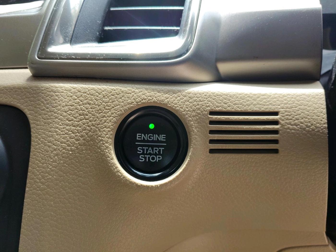 2020 Ford Endeavour TITANIUM 2.0 4X2 AT, Diesel, Automatic, 95,236 km, interior