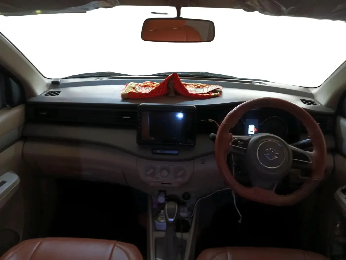 2021 Maruti Ertiga VXI AT SHVS, Petrol, Automatic, 79,222 km, interior