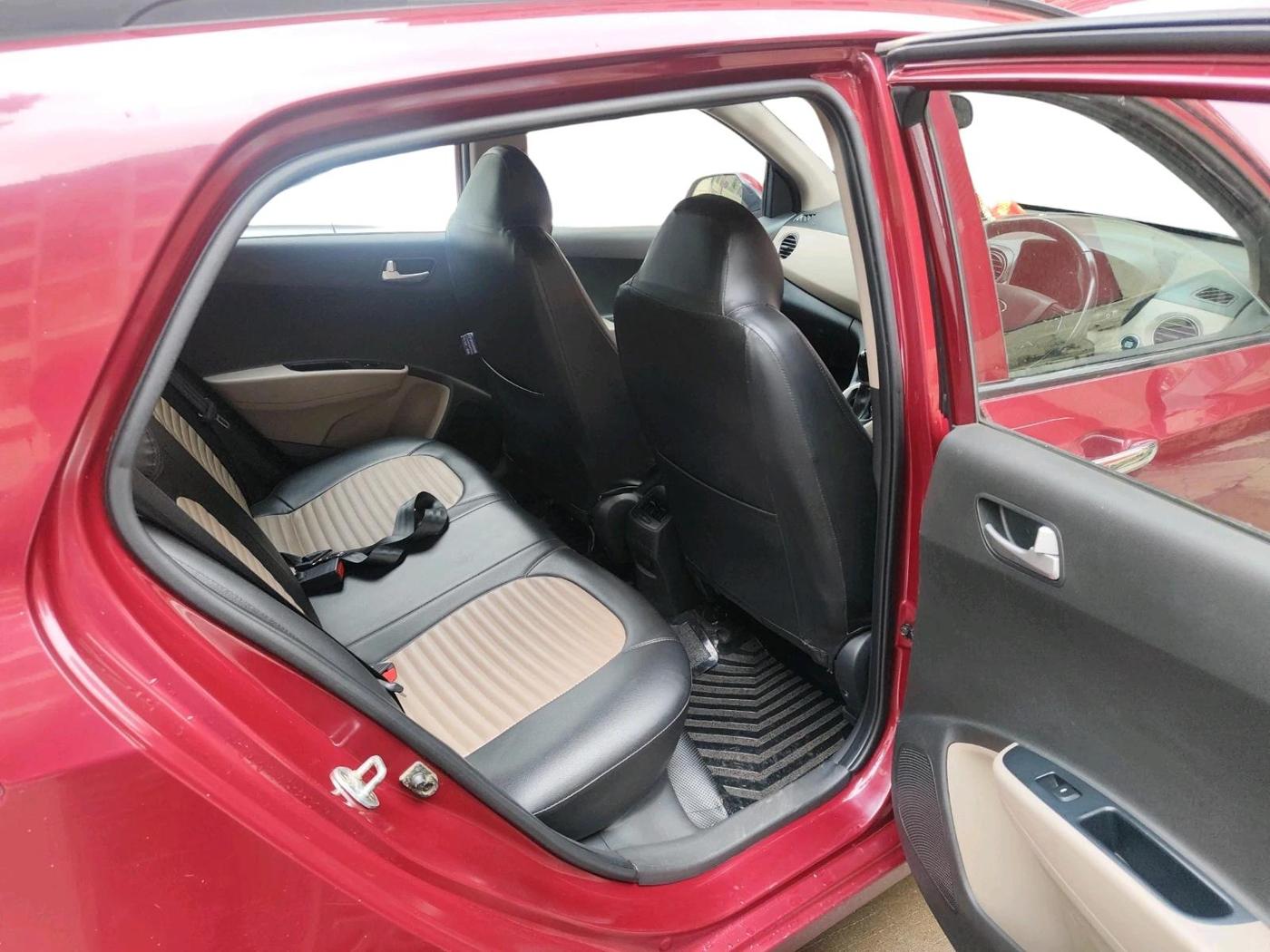 2016 Hyundai Grand i10 ASTA AT 1.2 KAPPA VTVT, Petrol, Automatic, 23,382 km, interior