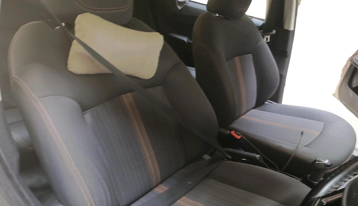 2018 Tata TIAGO NRG PETROL, CNG, Manual, 97,884 km, interior