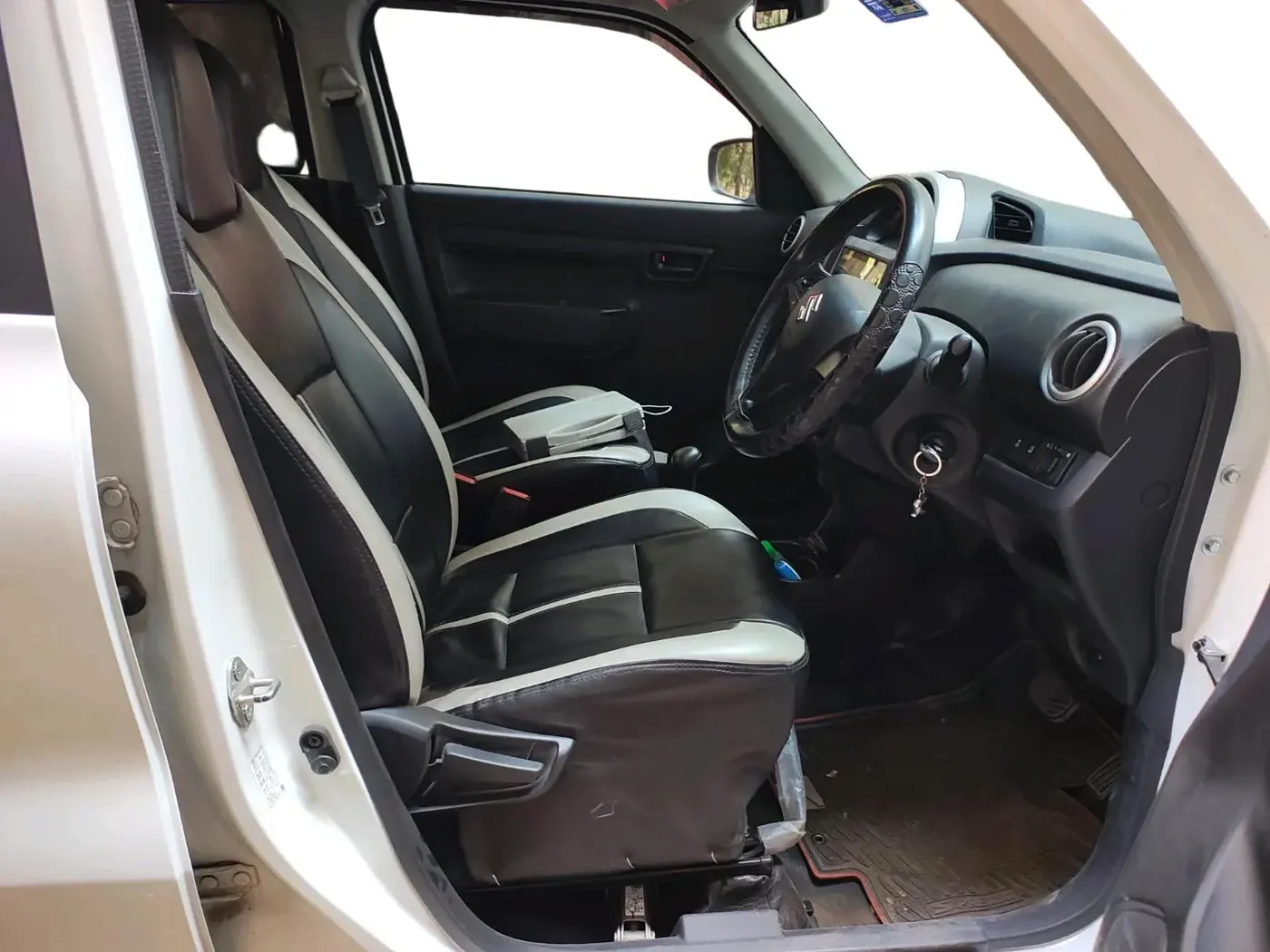2023 Maruti S PRESSO VXI PLUS (O) AMT, Petrol, Automatic, 11,759 km, interior