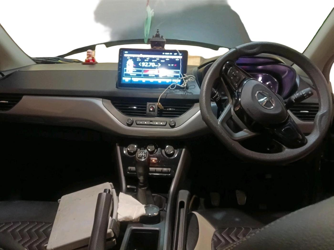 2021 Tata NEXON XM SUNROOF DIESEL, Diesel, Manual, 28,220 km, interior