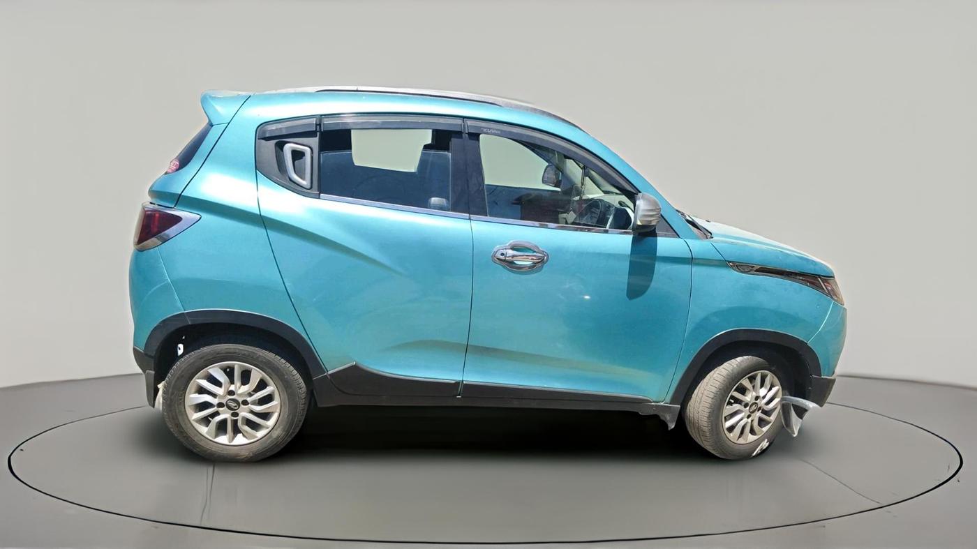 2016 Mahindra Kuv100 K8 D 6 STR, Diesel, Manual, 1,08,209 km, exterior