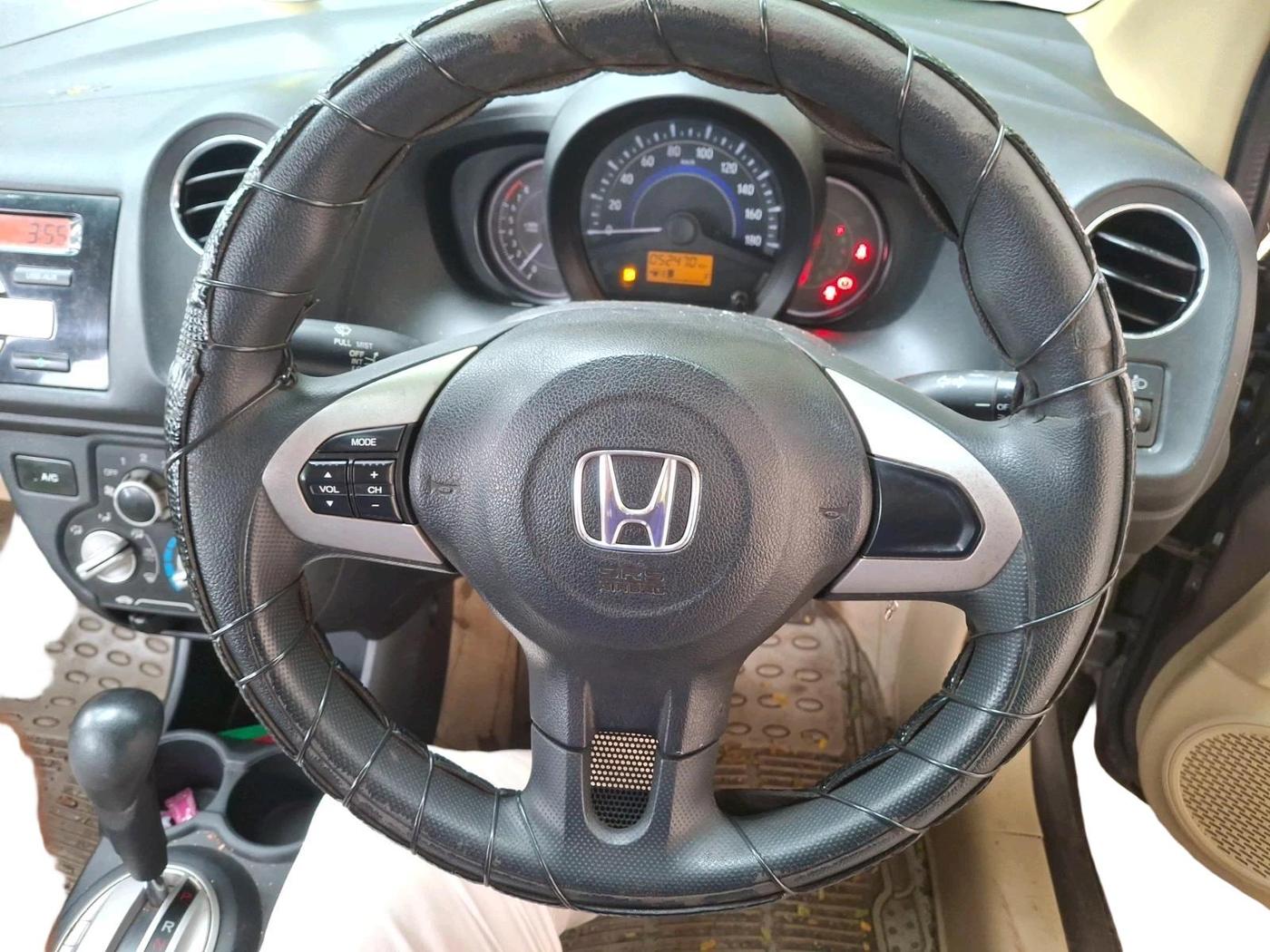 2016 Honda Amaze 1.2L I-VTEC VX AT, Petrol, Automatic, 52,470 km, interior