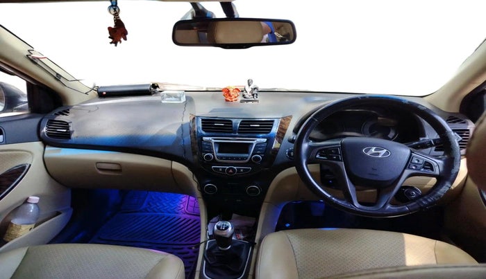 2015 Hyundai Verna FLUIDIC 4S 1.6 VTVT S(O), Petrol, Manual, 39,664 km, interior