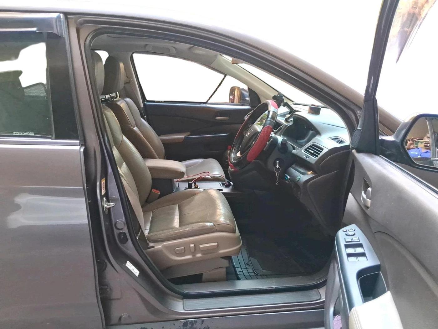 2013 Honda CRV 2.4L 4WD AVN AT, Petrol, Automatic, 64,505 km, interior