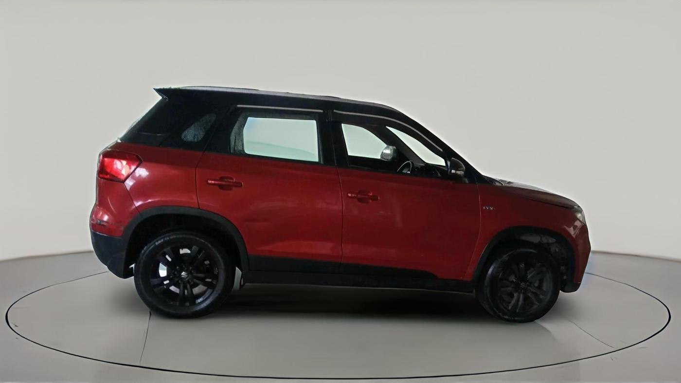 2018 Maruti Vitara Brezza ZDI PLUS AT DUAL TONE, Diesel, Automatic, 1,61,026 km, exterior