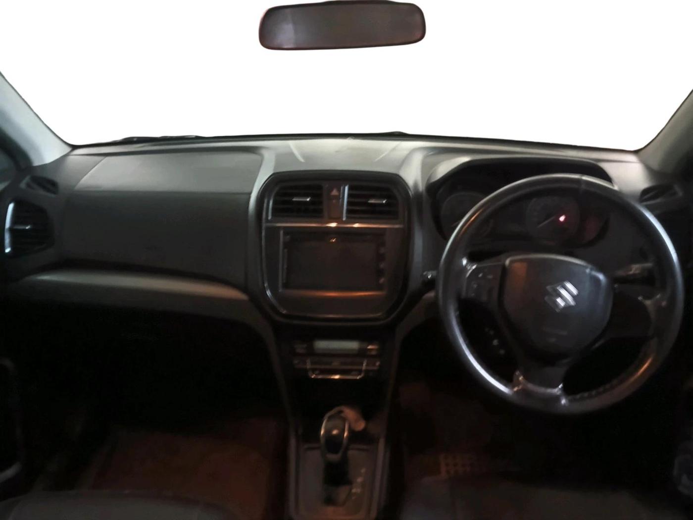 2018 Maruti Vitara Brezza ZDI PLUS AT DUAL TONE, Diesel, Automatic, 1,61,026 km, interior