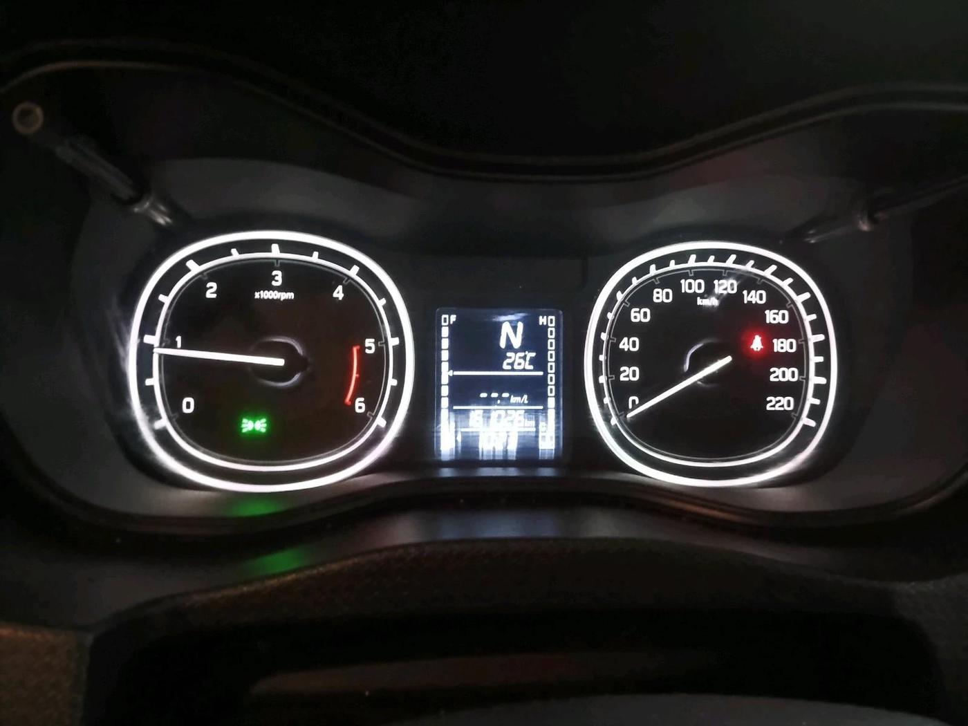 2018 Maruti Vitara Brezza ZDI PLUS AT DUAL TONE, Diesel, Automatic, 1,61,026 km, interior