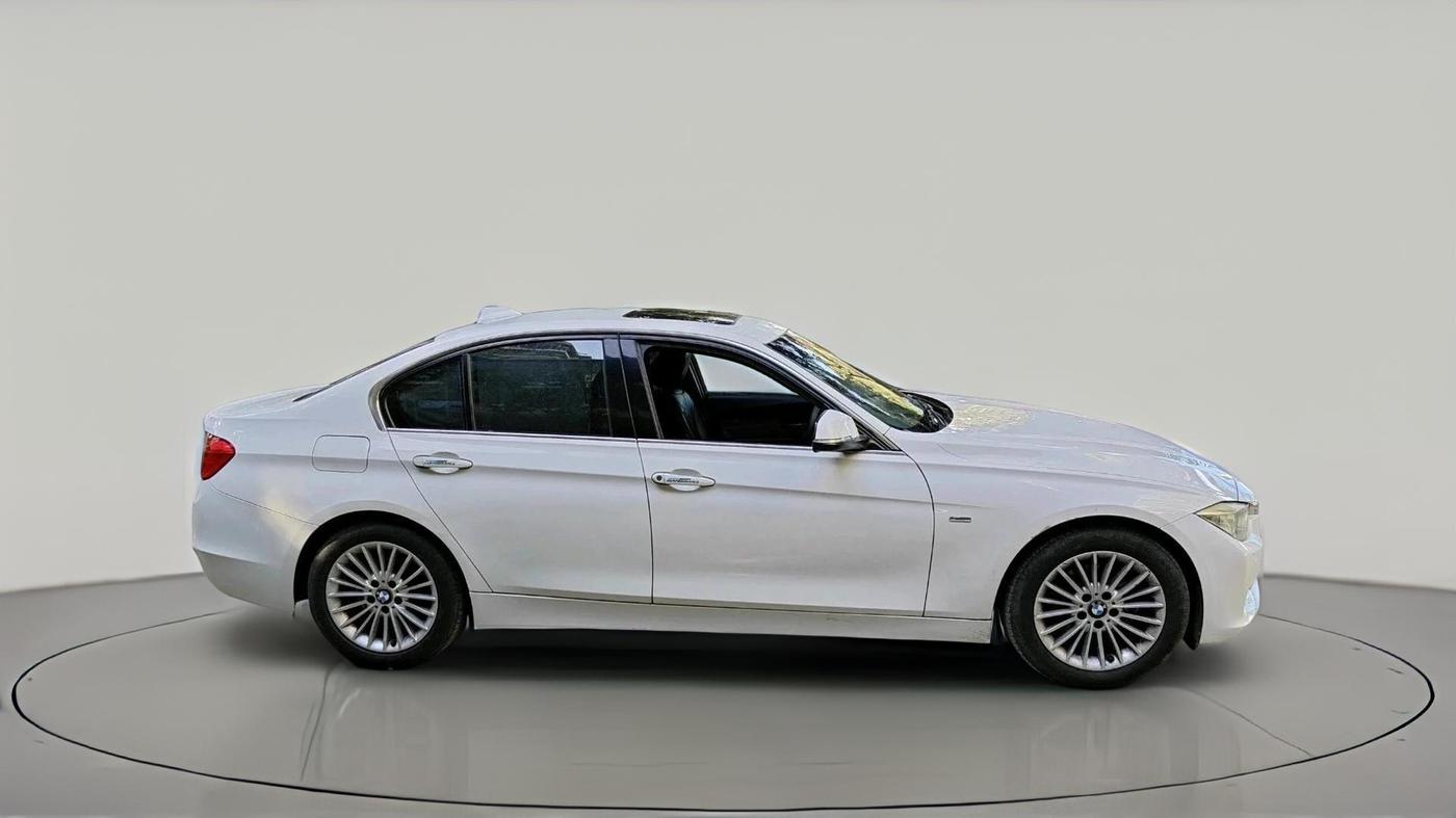 2014 BMW 3 Series 320D LUXURYLINE, Diesel, Automatic, 1,26,575 km, exterior