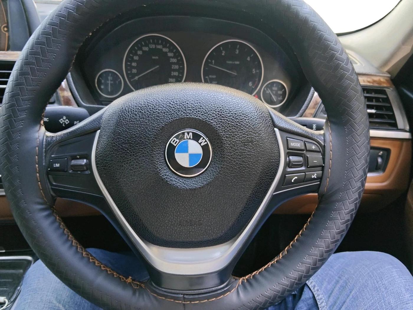 2014 BMW 3 Series 320D LUXURYLINE, Diesel, Automatic, 1,26,575 km, interior