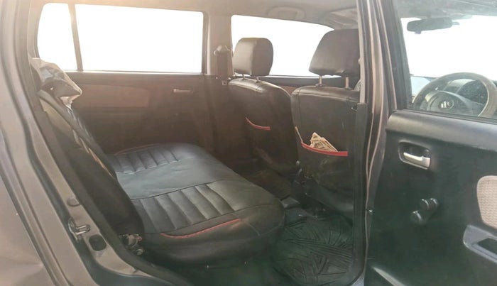 2017 Maruti Wagon R 1.0 LXI CNG, CNG, Manual, 94,149 km, interior