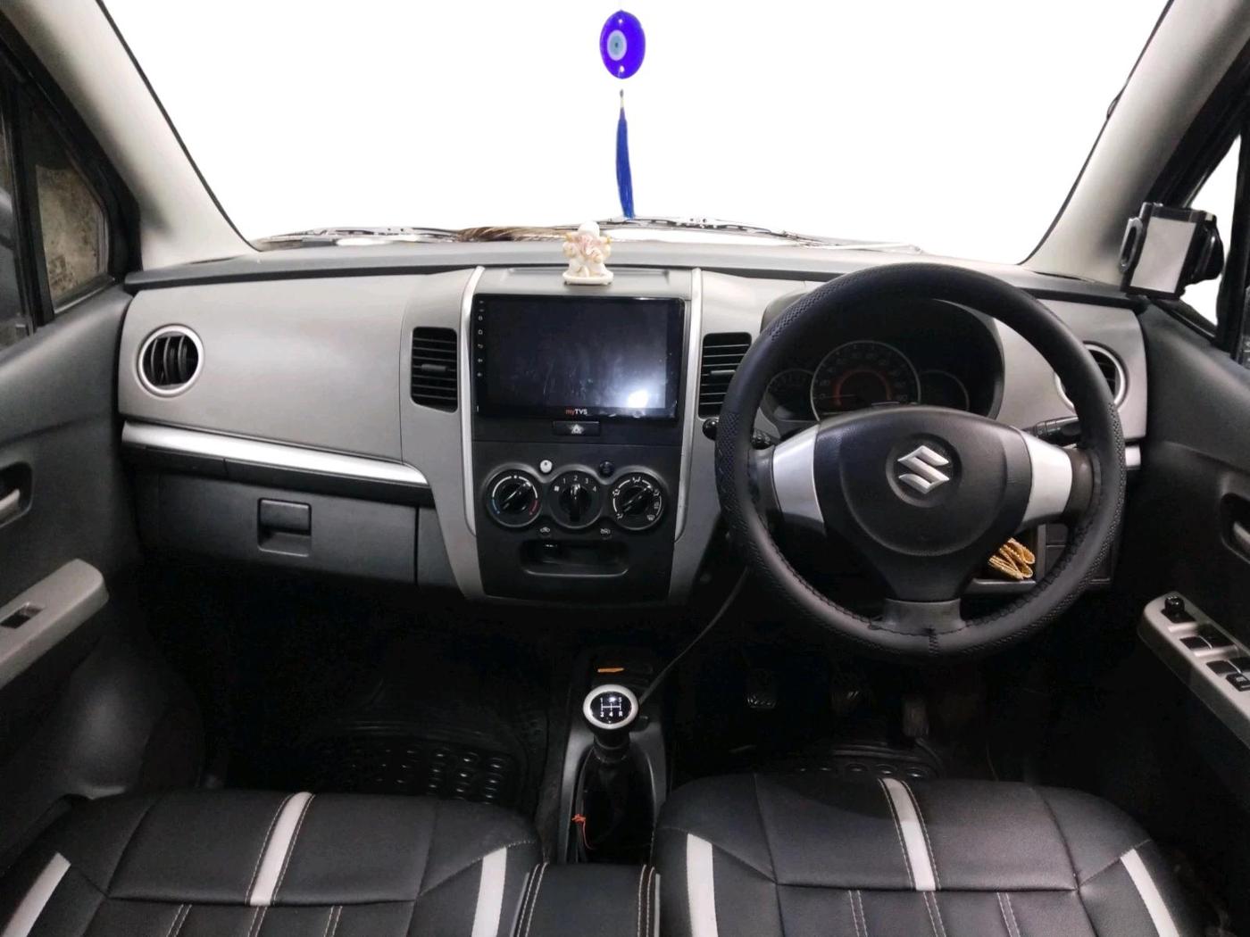 2011 Maruti Wagon R 1.0 VXI, Petrol, Manual, 1,21,833 km, interior