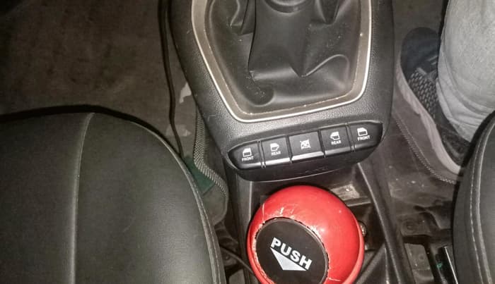 2020 Hyundai NEW SANTRO SPORTZ MT, Petrol, Manual, 36,005 km, interior