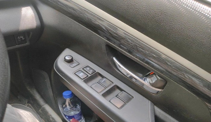 2019 Maruti XL6 ZETA MT, Petrol, Manual, 92,371 km, interior