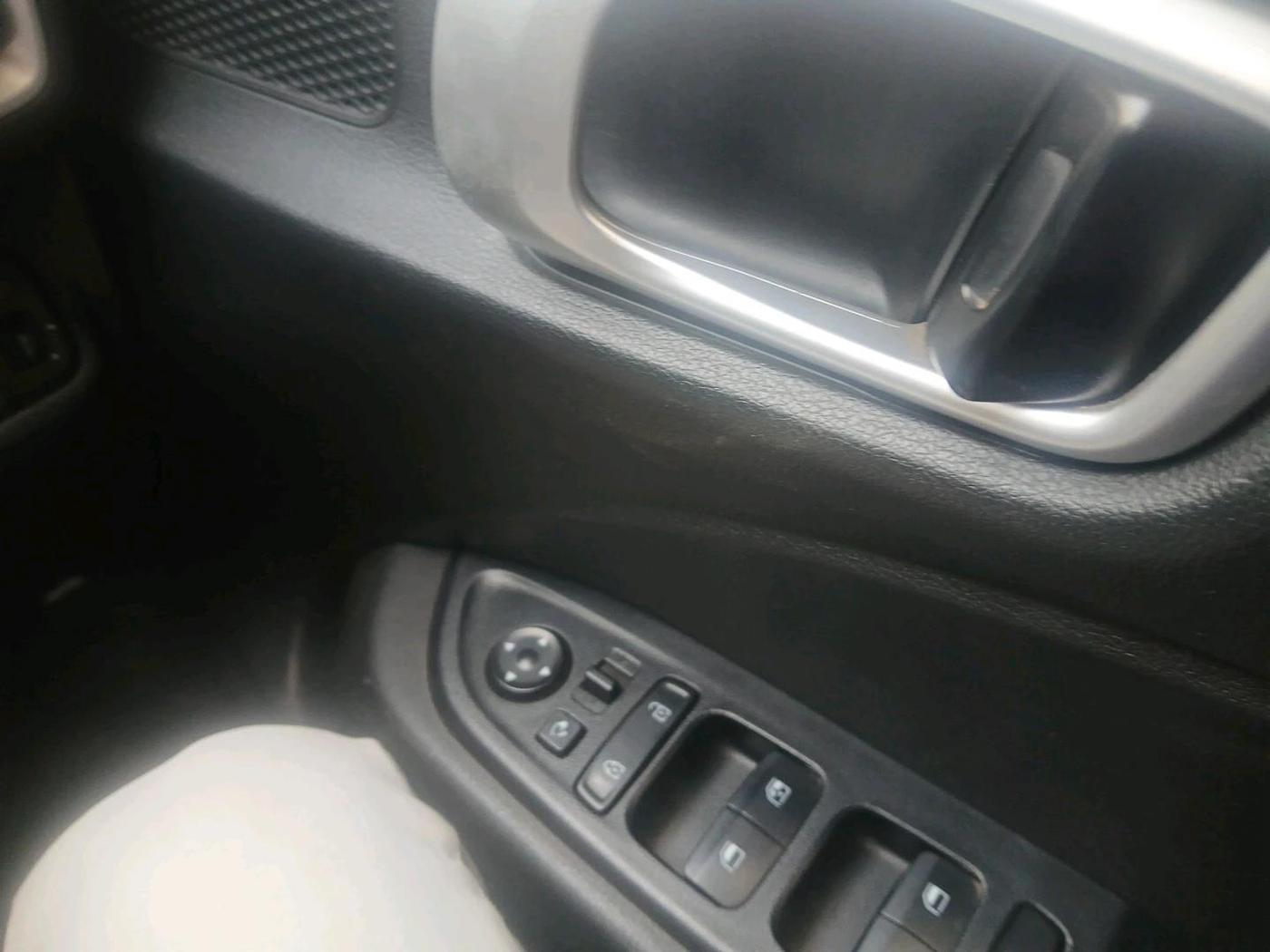 2022 Hyundai VENUE SX 1.0 TURBO IMT, Petrol, Manual, 38,014 km, interior