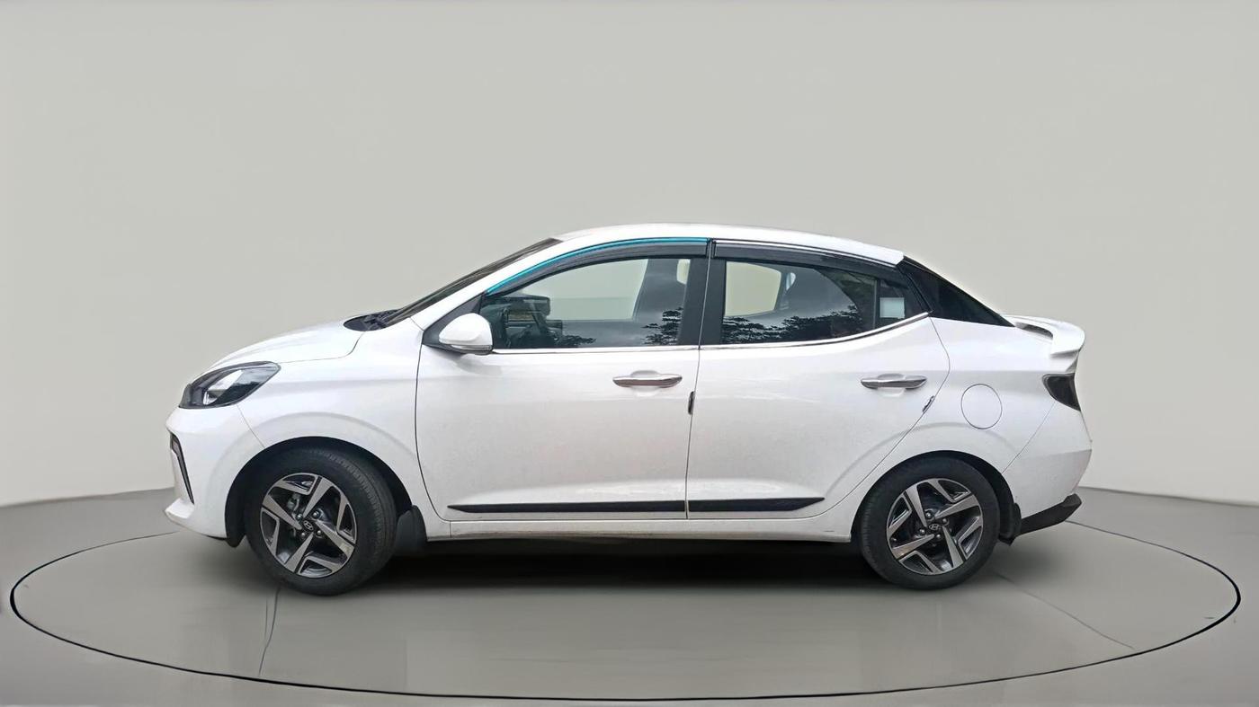 2025 Hyundai AURA SX 1.2 CNG, CNG, Manual, 27,290 km, exterior