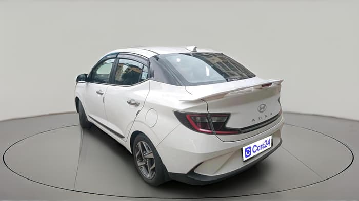 2025 Hyundai AURA SX 1.2 CNG, CNG, Manual, 27,290 km, exterior