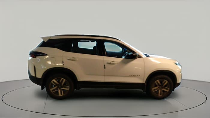 2024 Tata Harrier ADVENTURE PLUS A, Diesel, Manual, 32,129 km, exterior