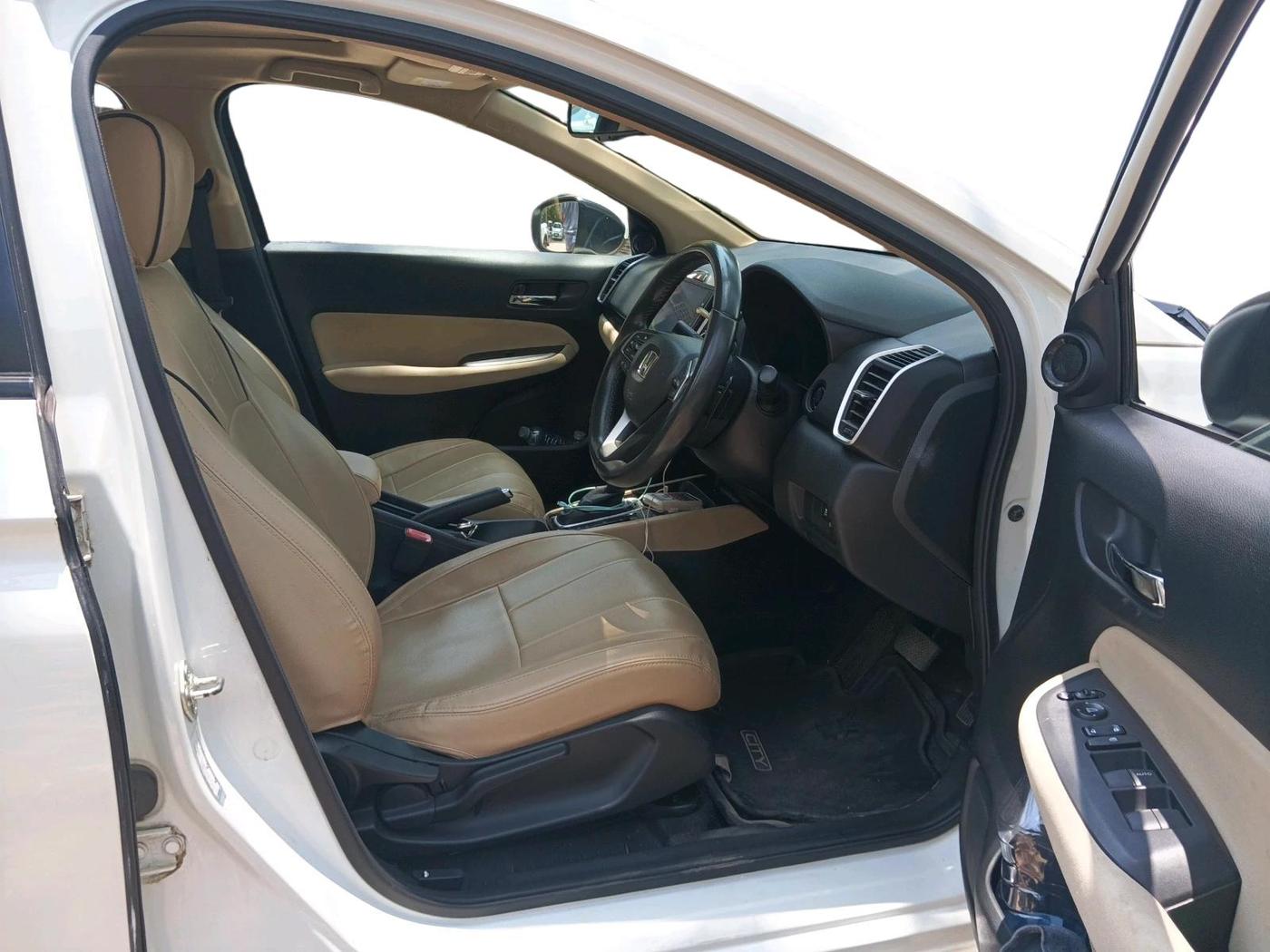 2020 Honda City 1.5L I-VTEC VX CVT, Petrol, Automatic, 30,359 km, interior