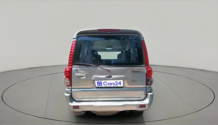 2007 Mahindra Scorpio 2.6 SLX CRDE, Diesel, Manual, 53,840 km, exterior