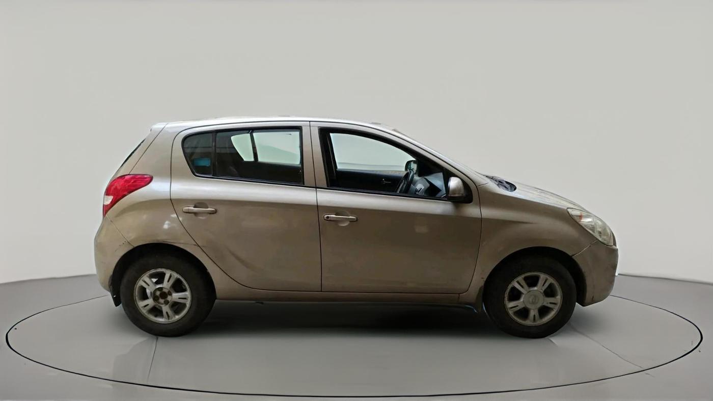2011 Hyundai i20 SPORTZ 1.2, Petrol, Manual, 83,903 km, exterior