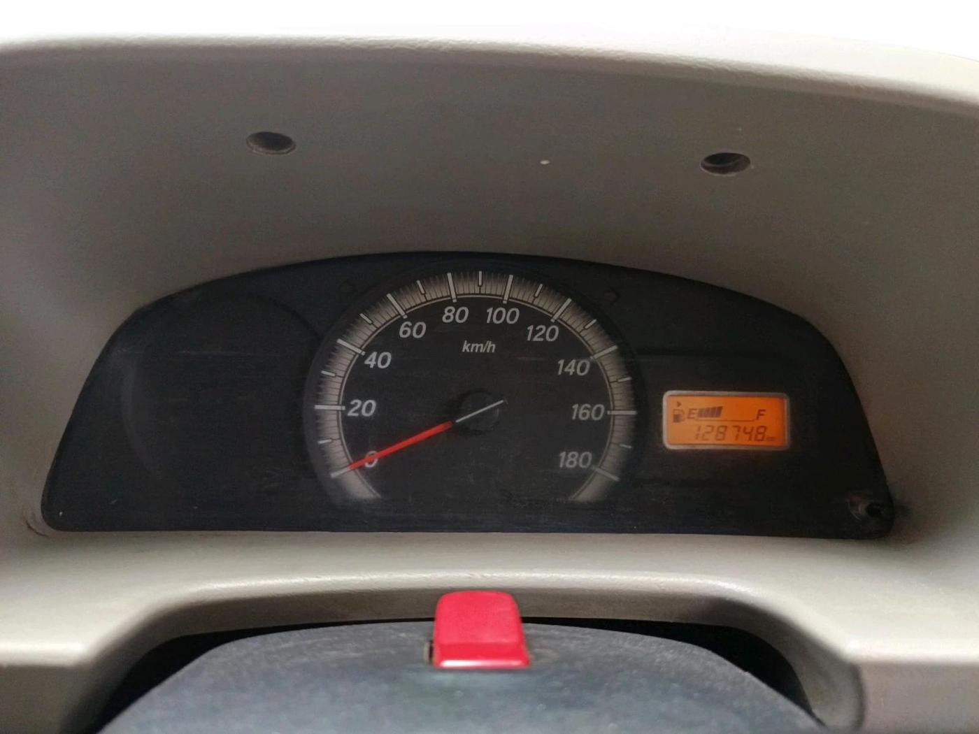 2017 Maruti Eeco 5 STR WITH A/C+HTR CNG, CNG, Manual, 1,28,748 km, interior