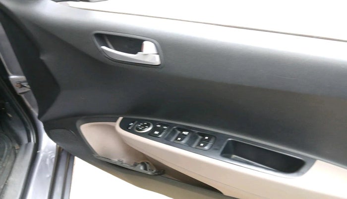 2017 Hyundai Grand i10 ASTA 1.2 KAPPA VTVT, Petrol, Manual, 33,114 km, interior