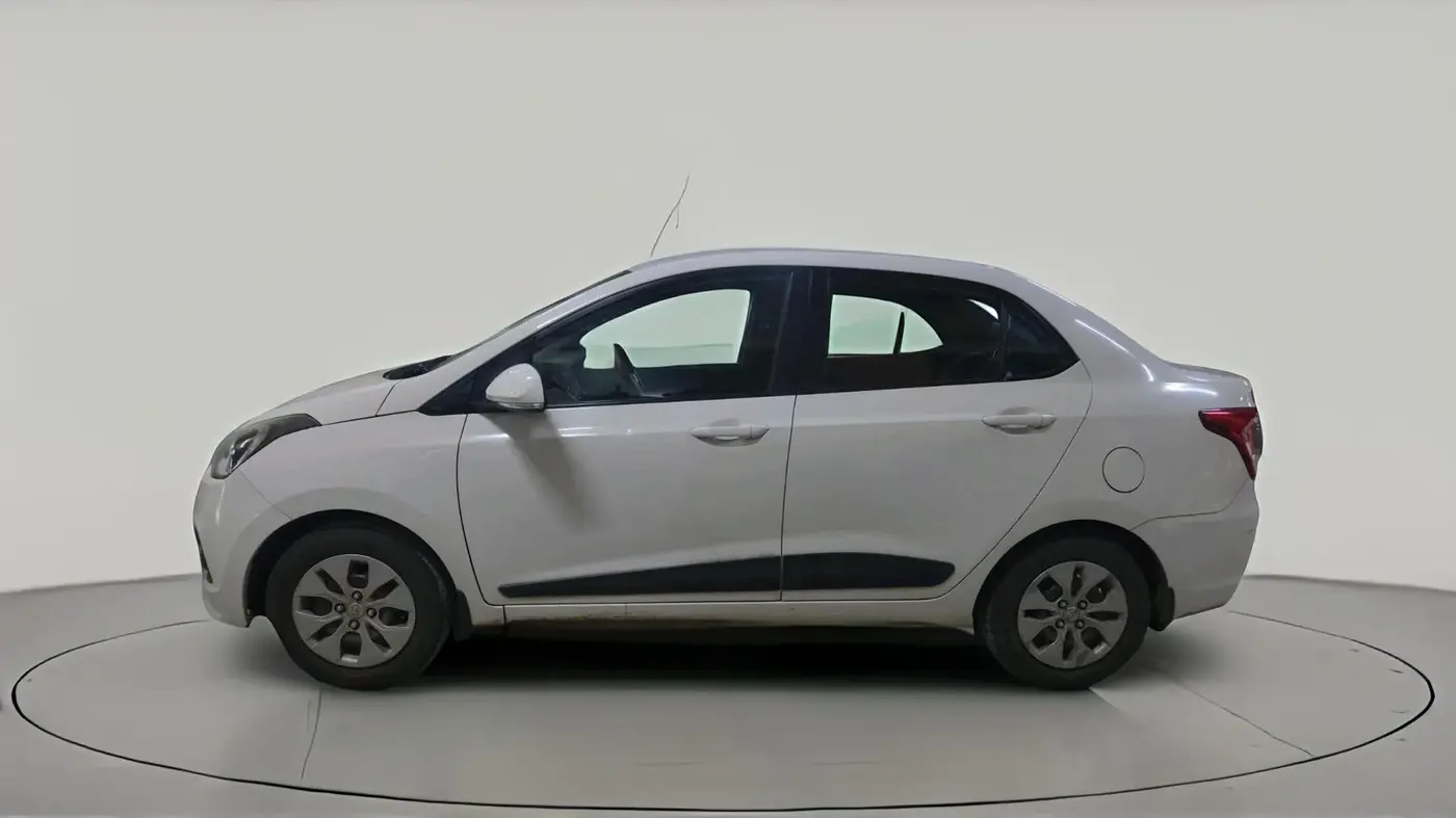 2017 Hyundai Xcent S 1.2, Petrol, Manual, 41,676 km, exterior