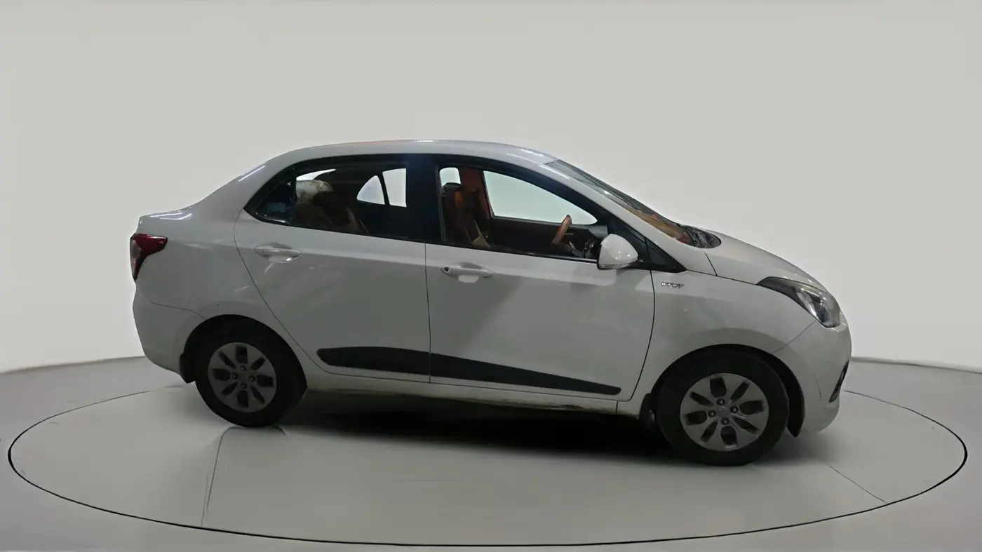 2017 Hyundai Xcent S 1.2, Petrol, Manual, 41,676 km, exterior