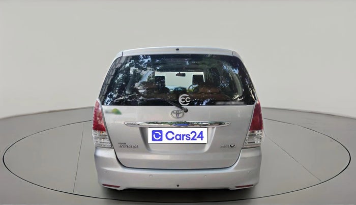 2011 Toyota Innova V 2.5 8 STR, Diesel, Manual, 3,25,740 km, exterior