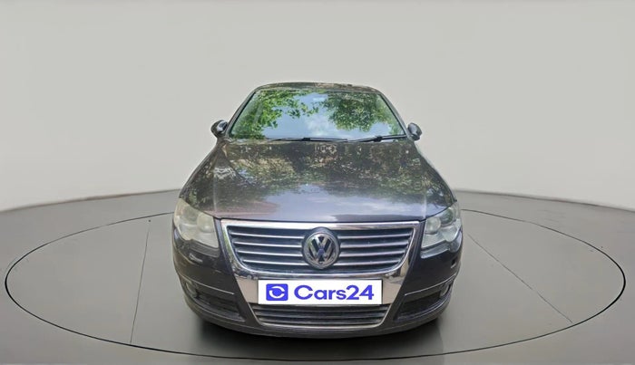 2010 Volkswagen Passat 1.8L TSI, Petrol, Manual, 57,088 km, exterior